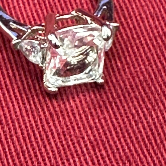 Large Emerald Cut Crystal Silver-Tone Ring Size 5.5 - Picture 11 of 15